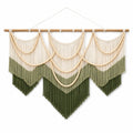 Makramee Wandbehang 120 x 100 cm aus Baumwolle in Grün Creme mit Holzperlen im Boho Stil